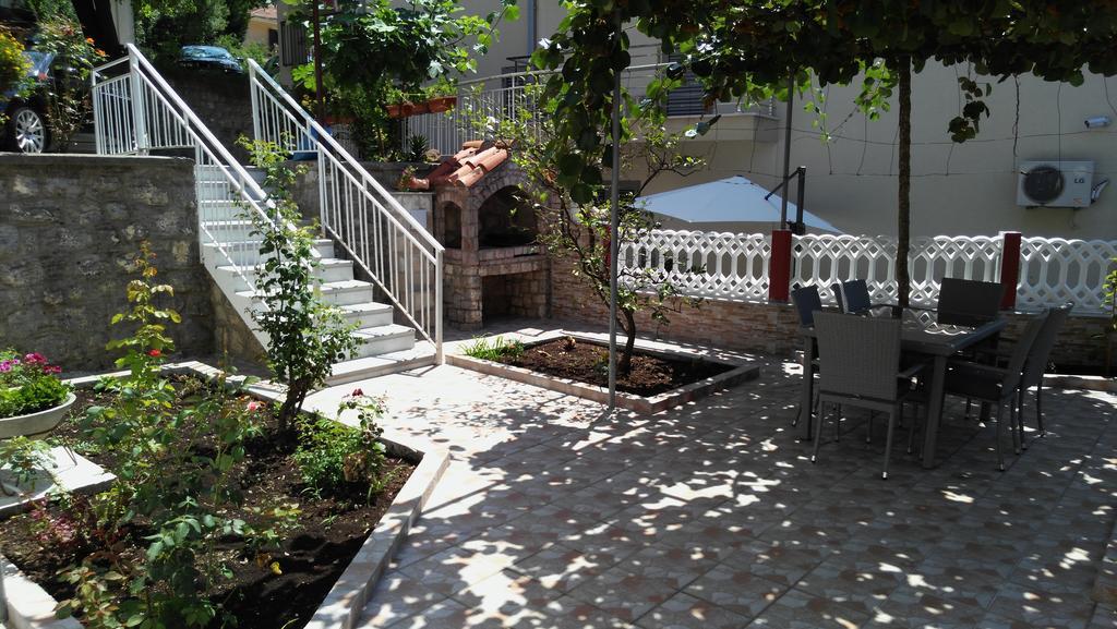 Badza Apartment Kotor Exterior foto